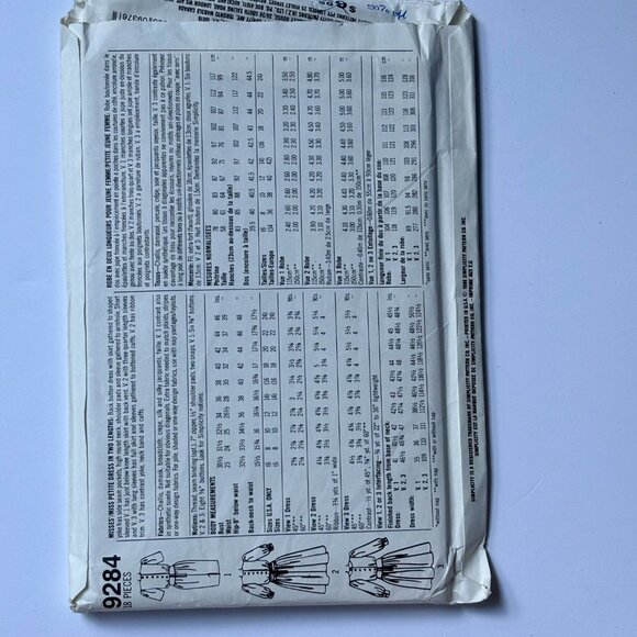 Simplicity Pattern 9284 Dress in two lengths - Picture 2 of 2